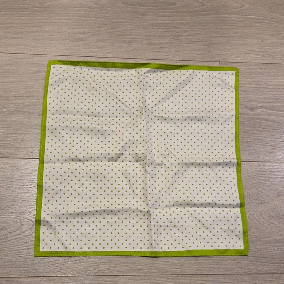 Tommy Hilfiger Other - Tommy Hilfiger 💯 Silk Pocket Square